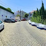 Duarte - Casa T1 - Com Vista Mar *